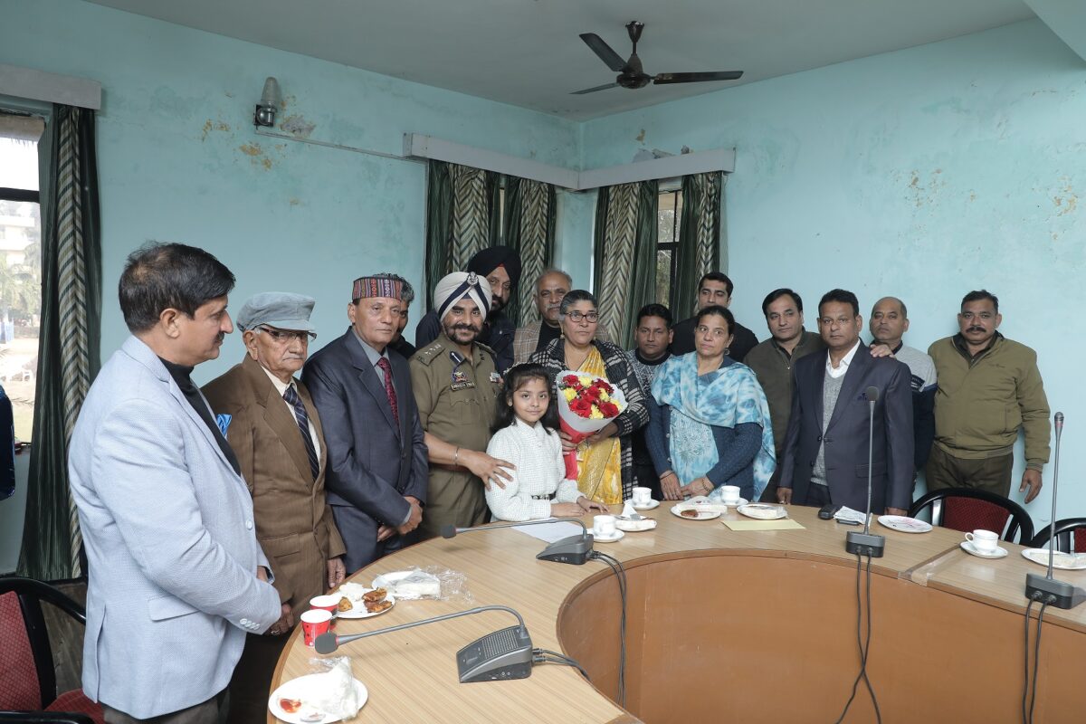 SDRF bids farewell to Lady Inspector (M)