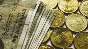 Rupee falls 4 paise to close at 82.64 against US dollar