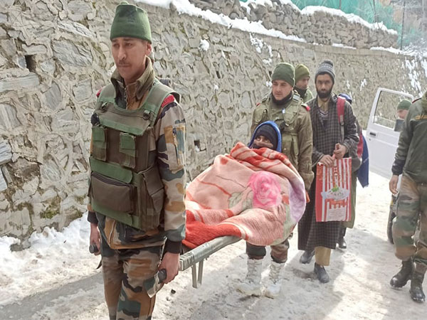 Army’s Chinar Corps rescues ailing villagers from snow-covered remote area in J&K