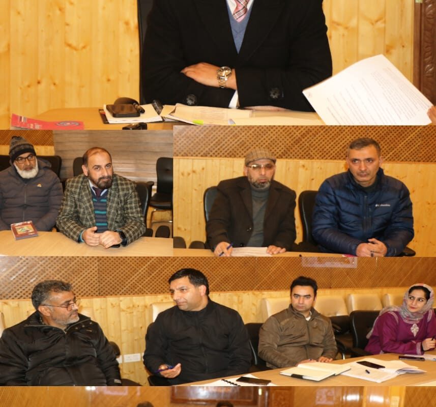DC Srinagar chairs meeting of District Society for Prevention of Cruelty to Animals (SPCA)