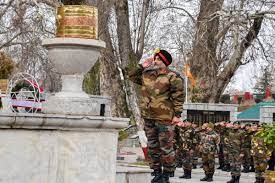Continue working towards peace, stability in Kashmir: Army Commander to soldiers