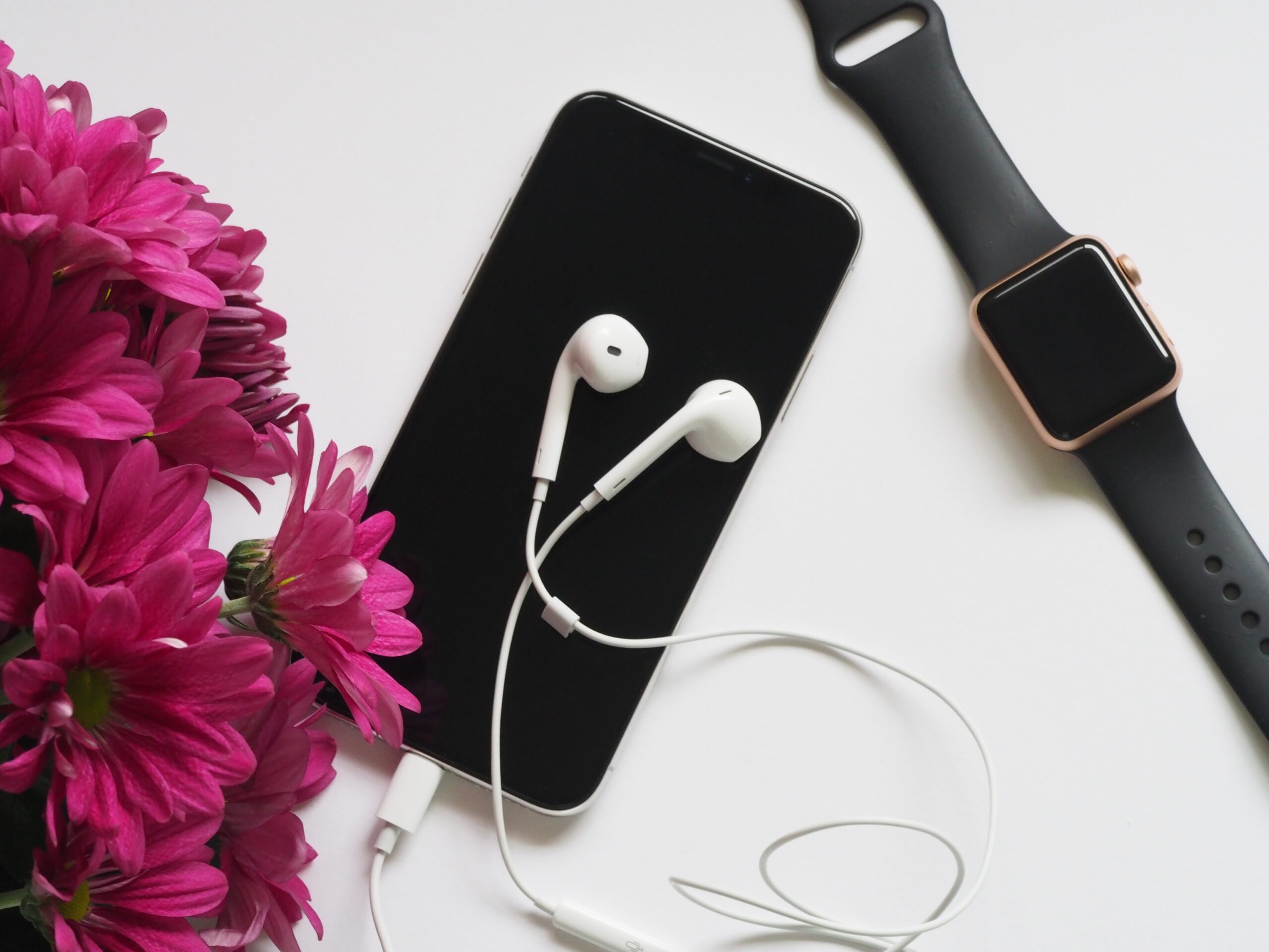Podcasts on the go: A Beginner’s Guide to Listening on Your iPhone