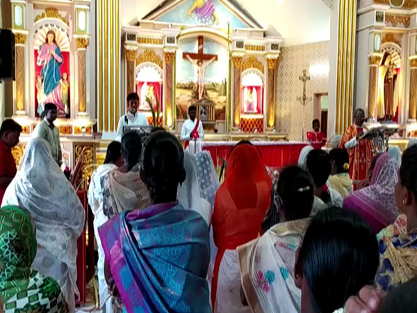 Tamil Nadu: Palm Sunday celebration on Rameswaram Island, commemorate triumphal entry of Jesus Christ