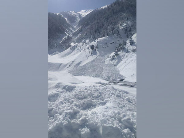 Avalanche warning issued for six districts in Jammu and Kashmir