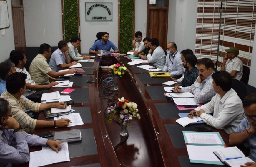 DC reviews implementation of Agriculture, allied sectors schemes at Udhampur