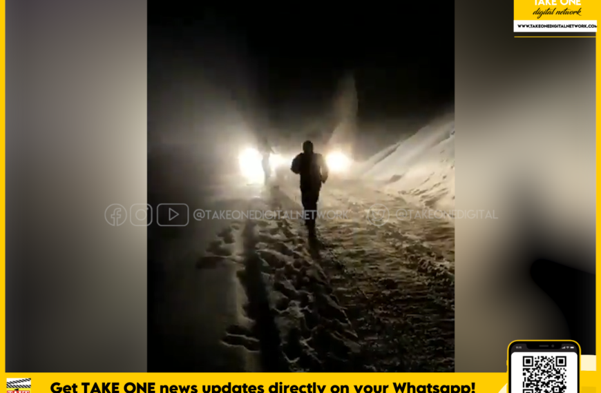 Indian Army Rescues Stranded Tourists at 17,688 Feet in Chang La Pass
