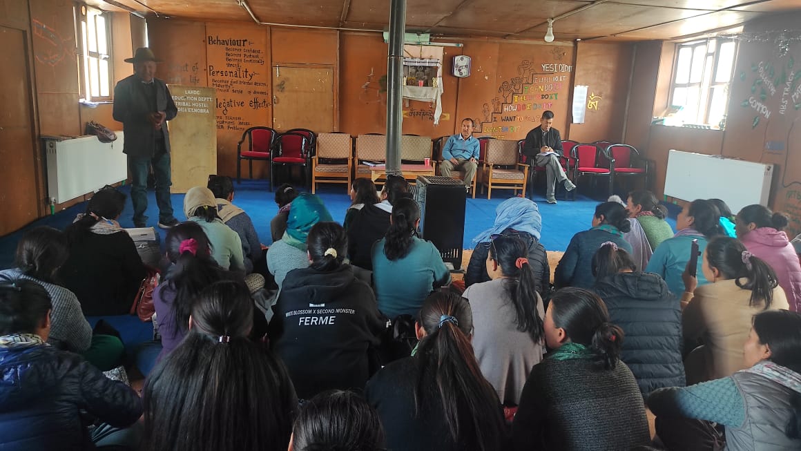 One-day orientation prog under NILP held for voluntary educators/ teachers in Nubra