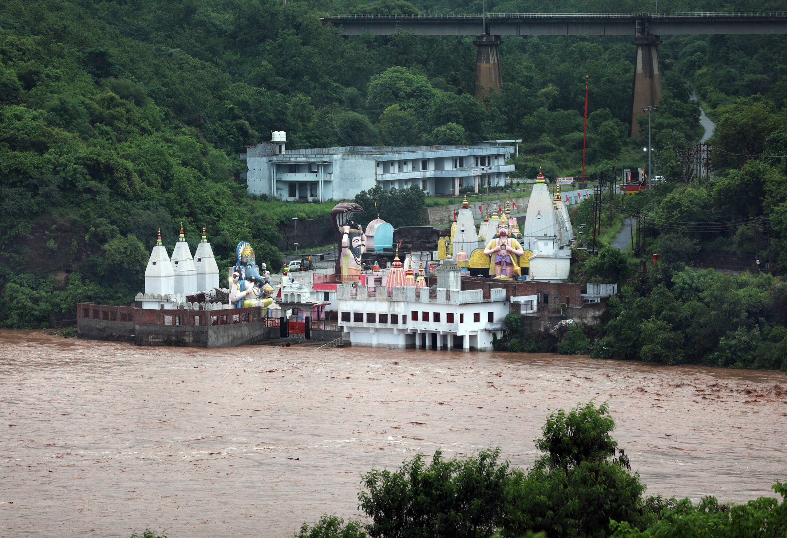 Heavy rains create flood-like situation Jammu; many rivers breach danger…