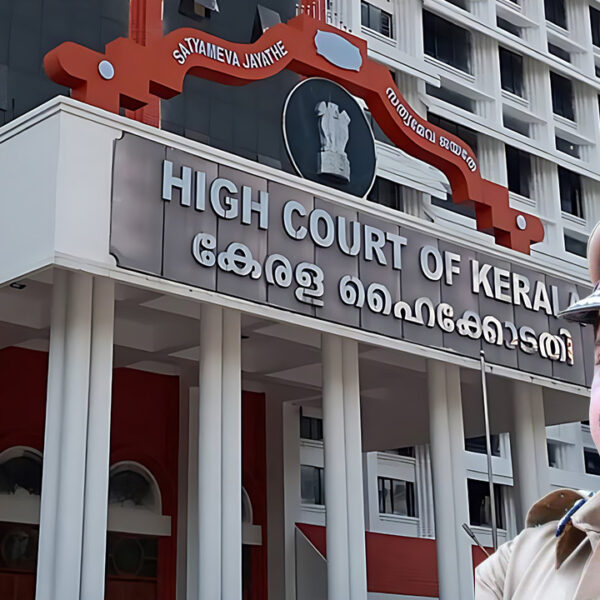 Senior cop moves Kerala HC seeking to quash FIR against him in Mavunkal cheating case