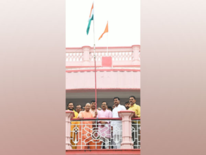 CM Yogi Adityanath launches ‘Har Ghar Tiranga’ campaign in Uttar…