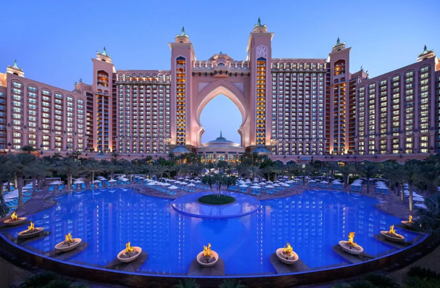 Atlantis, The Palm: Where Luxury Await for Your Perfect Romantic Getaway