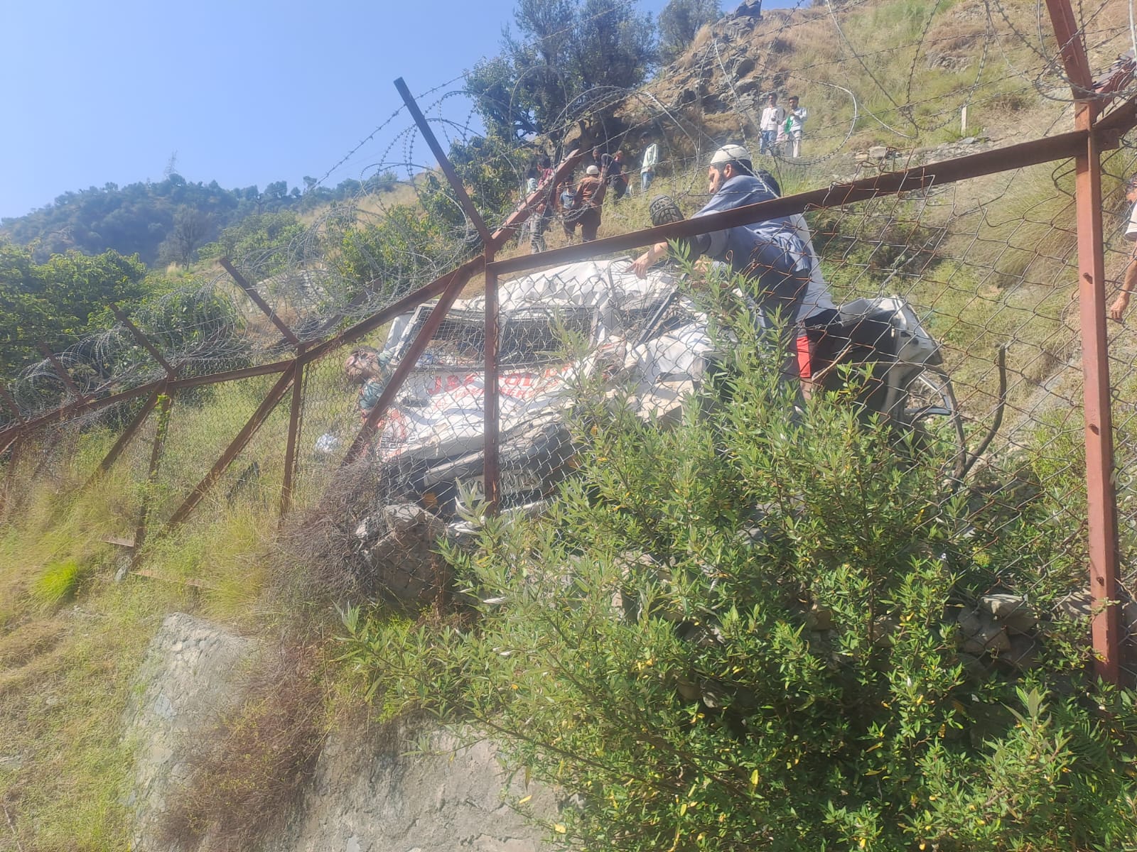 SPO killed, 3 injured in road accident in Ramban’s Chanderkot