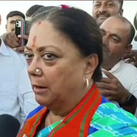 Rajasthan: Vasundhara Raje visits Jaisalmer’s Ramdevra Temple ahead of BJP’s 3rd ‘Parivartan Sankalp Yatra’