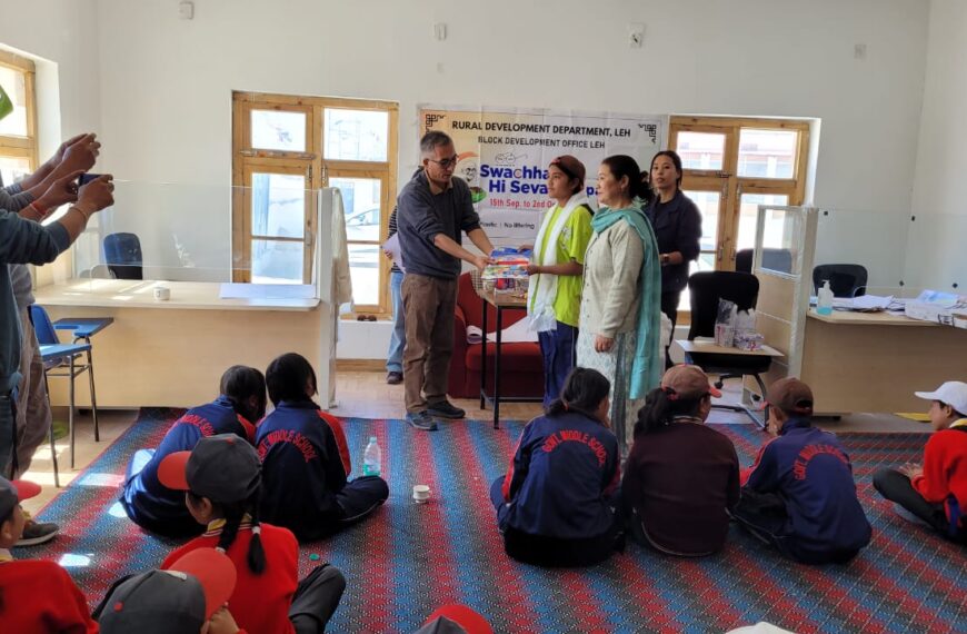 RDD Leh promotes cleanliness through painting competition in Choglamsar