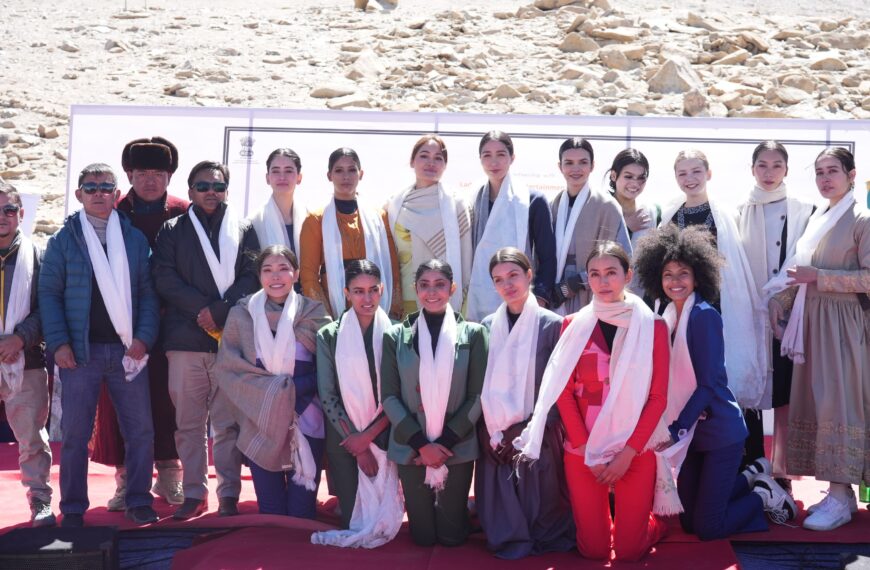 World’s Highest International Fashion Runway at Umling-la sets World Record 