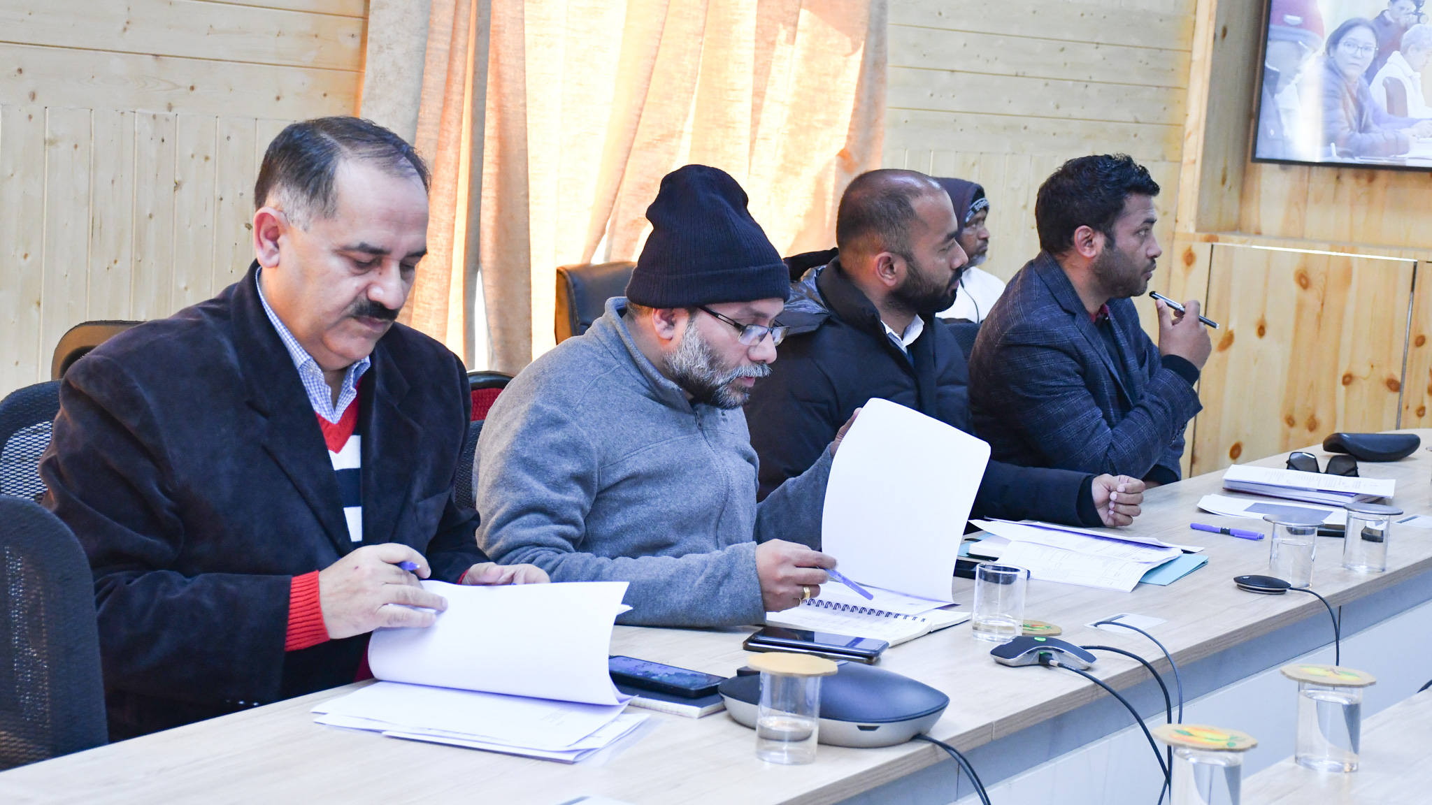 Advisor, UT Ladakh Dr Pawan Kotwal chairs the meeting on the Vibrant Village Program