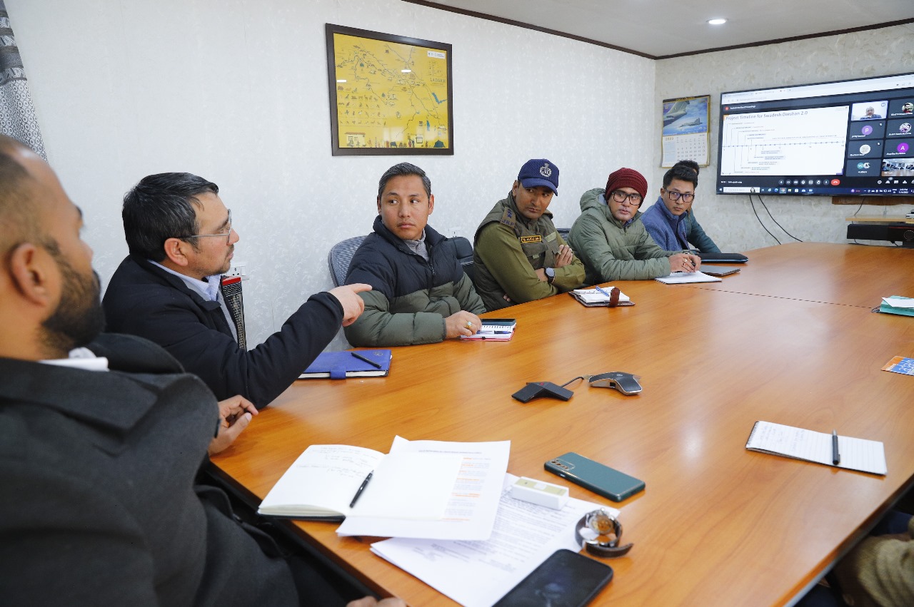 DC Leh chairs DMC meeting under Swadesh Darshan 2.0