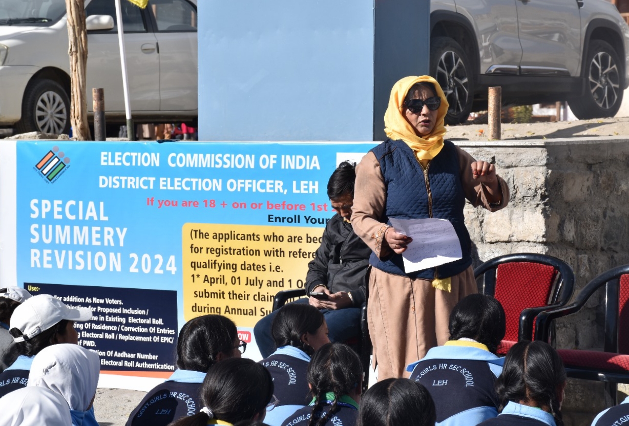 District Election Office organises awareness camp under SVEEP at GGHSS Leh