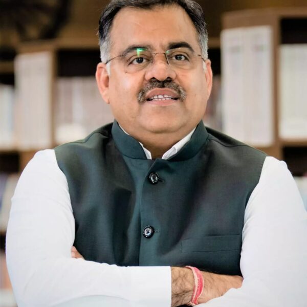 Chugh warns Mehbooba for inciting people against SC verdict