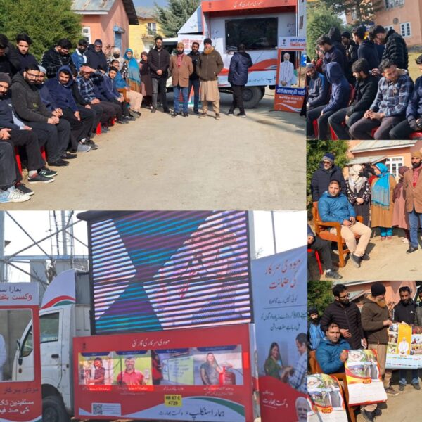 ITI Bandipora students take lead in VBSY