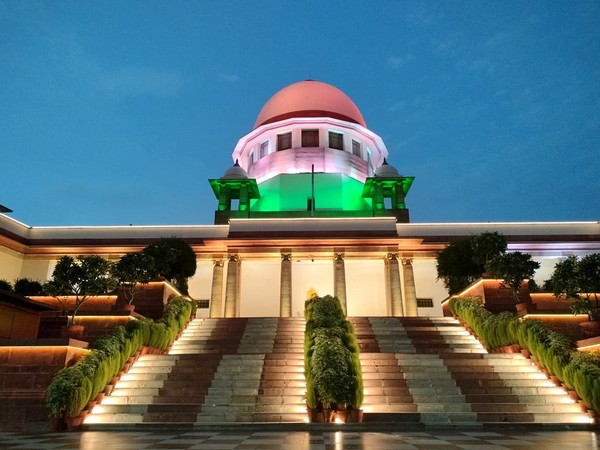 SC transfers to itself pleas overcaste certificate 'scam' in stateafter spat between Calcutta HCbenches over CBI investigation SC transfers to itself pleas overcaste certificate 'scam' in stateafter spat between Calcutta HCbenches over CBI investigation