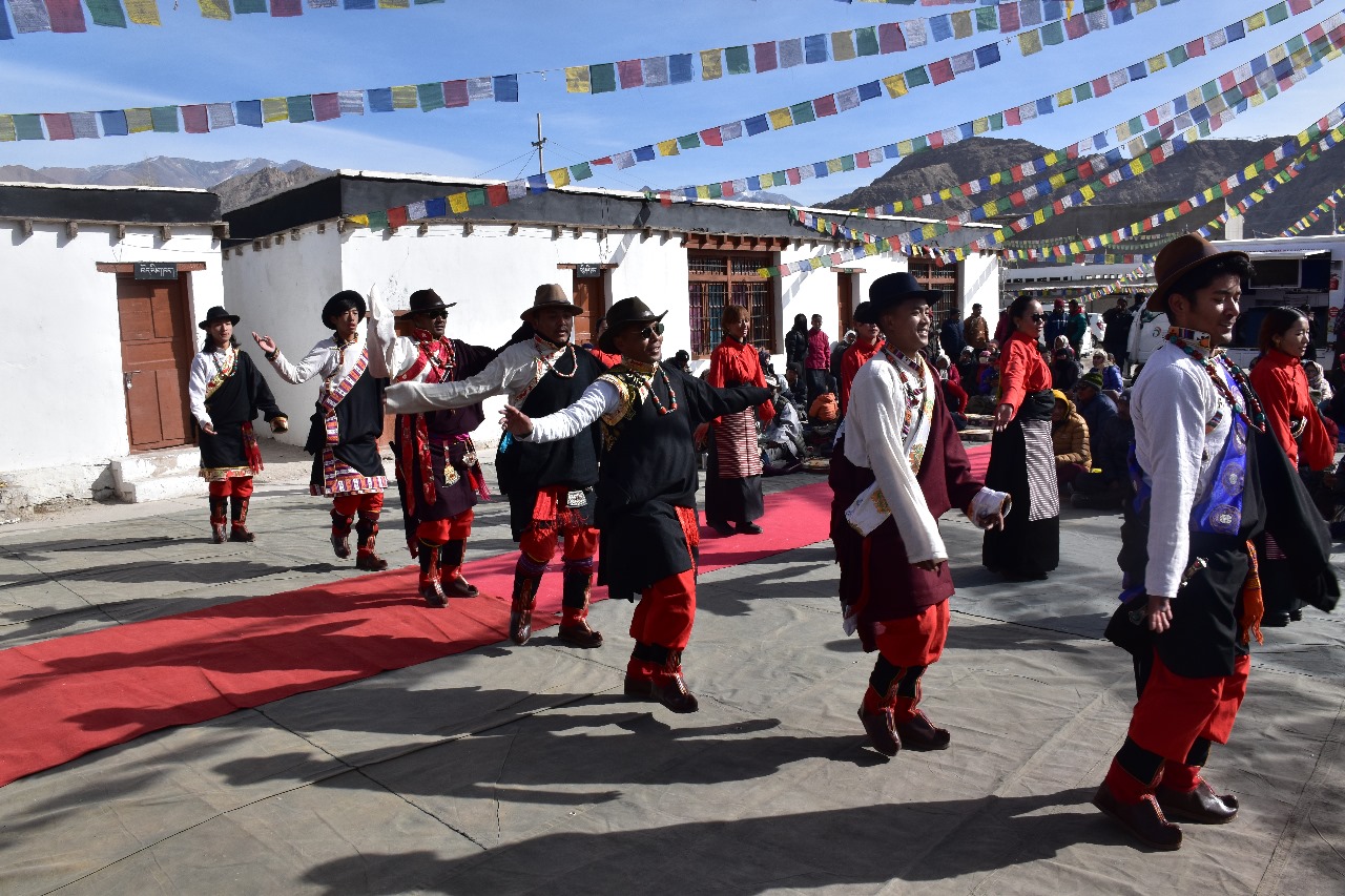 Viksit Bharat Sankalp Yatra camp empowers Tibetan community at TCV School Agling Leh