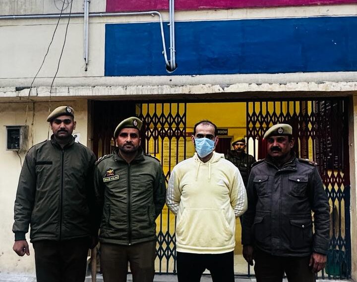 Hardcore criminal Kapil Sharma alias “Jimmy” wanted in 17 FIRs, arrested in Bari Brahmana