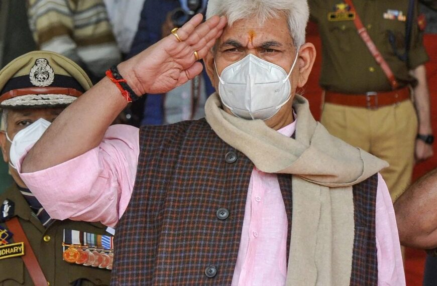 LG Manoj Sinha pays tributes to Pulwama attack martyrs on 5th anniversary