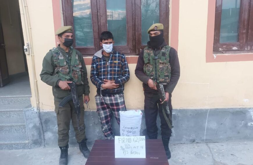 Drug peddler arrested in Baramulla, 3.1 kgs of contraband recovered