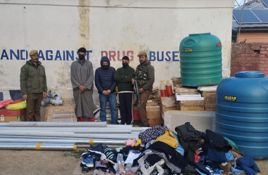 3 held in Baramulla as police crack theft case in 12 hours; property worth ₹5 lakhs recovered