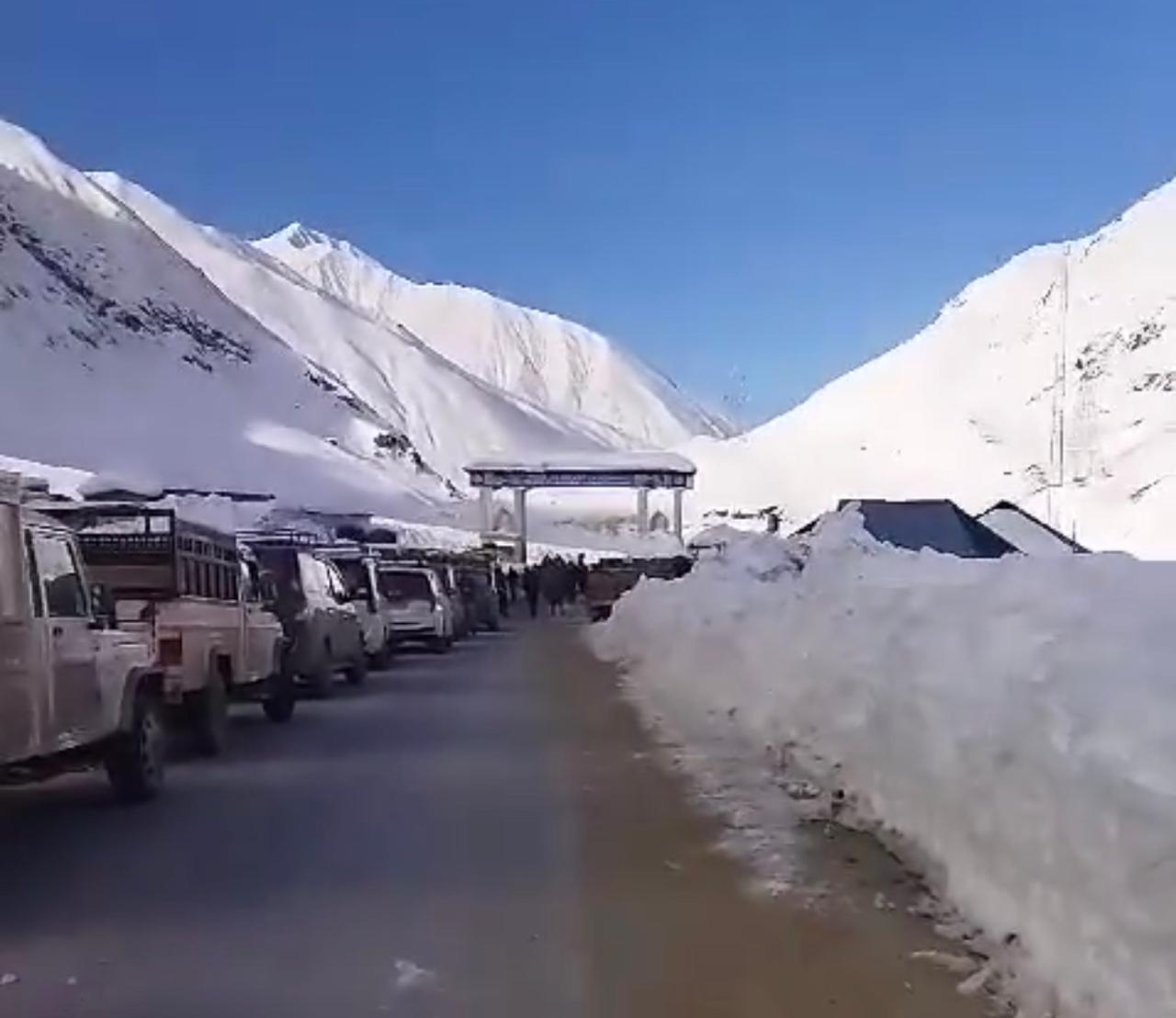 Zojila Pass reopens after record 35-day closure due to heavy snowfall