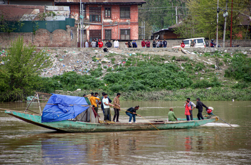 Boat capsize tragedy: J&K govt provides ex-gratia relief of Rs 5…
