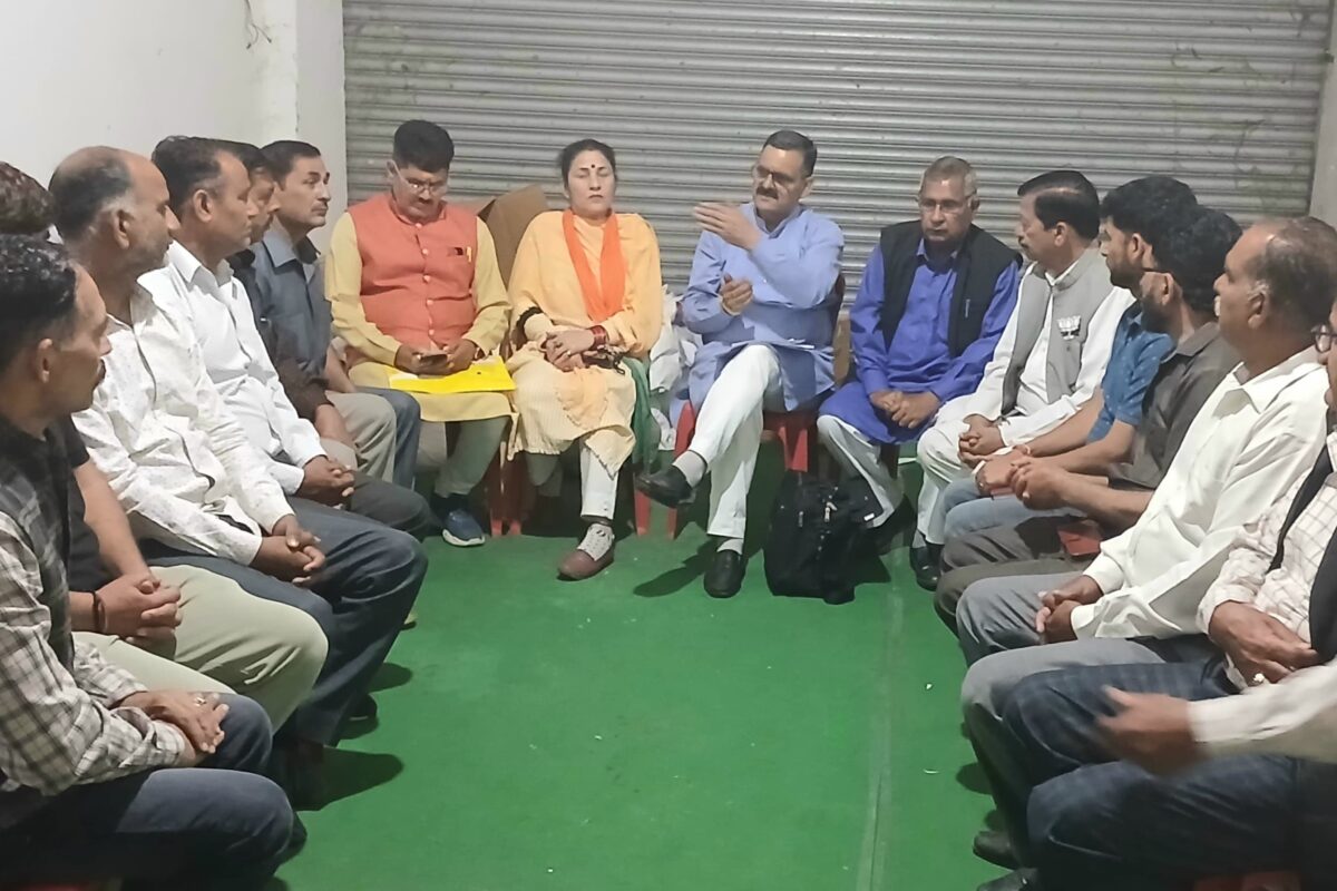 Sanjay Baru convenes series of meetings at Kalakot-Sunderbani