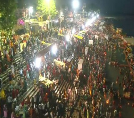 Devotees flock to Ayodhya’s Ram temple in large number for ‘Ram…