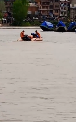 Rescue efforts continue on 2nd day after boat tragedy on Jhelum River