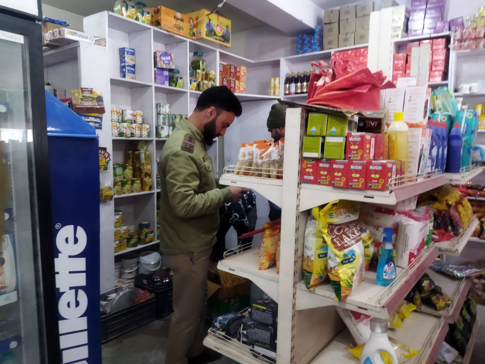 SDM, Khaltse directs checking of Yadoo General Store for expired items in Leh