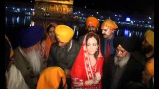 Nita Ambani pays obeisance at Golden Temple, Amritsar