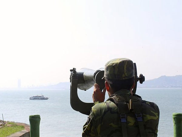 Taiwan detects 18 Chinese aircraft, 4 vessels near island
