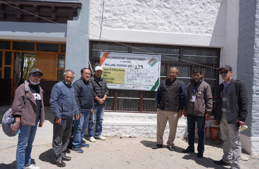 General Observer to 1-Ladakh Parliamentary Constituency visits 6 polling stations
