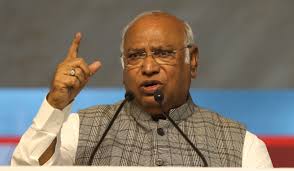 Extremely difficult for Modi to form next govt: Kharge