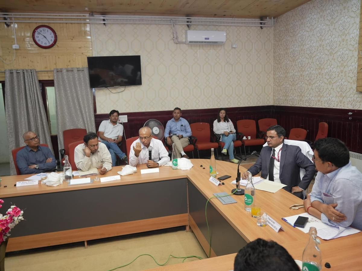 Finance Commission Engages with LAHDC and Leh Officials on Development and Welfare Initiatives