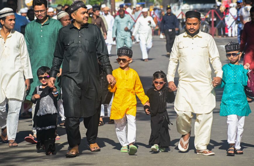 Eid celebrated with religious fervour, gaiety in Odisha