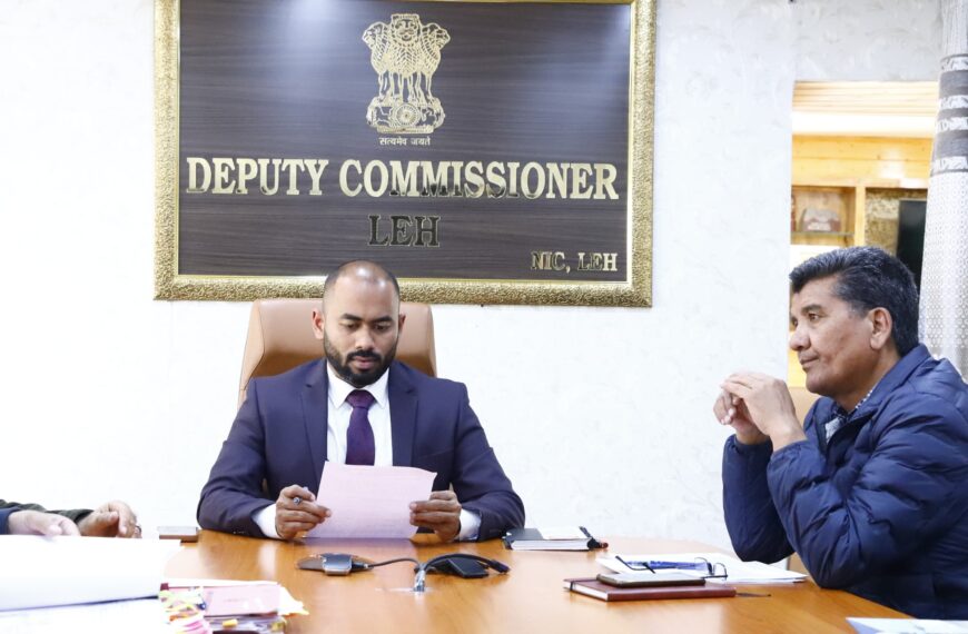 DC Leh approves 73 promotion cases of various departments.