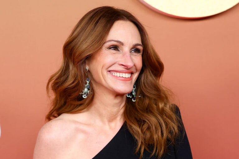 Julia Roberts movies on netflix