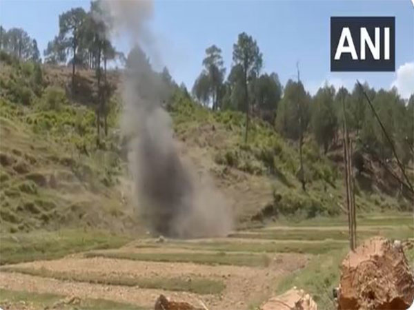 Security forces defuse unexploded projectile in Rajouri (File Photo/ ANI) 