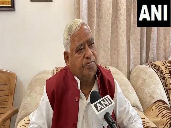  Samajwadi Party MP Awadesh Yadav (Photo/ANI)