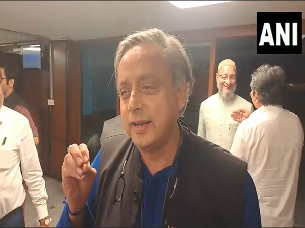 Congress leaer Shashi Tharoor (Photo/ANI)