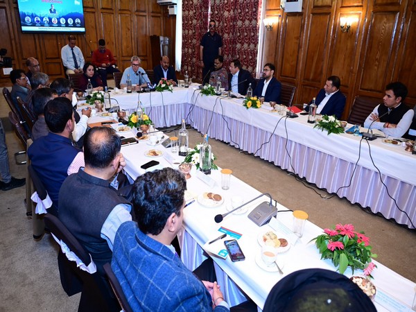 Jammu and Kashmir CM Omar Abdullah holds a meeting of Administrative Secretaries/HoDs at Gulmarg(Photo/X@CM_JnK)