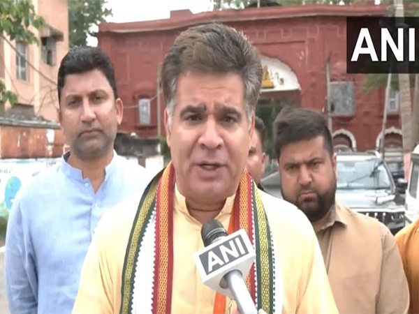BJP leader Ravinder Raina (Photo/ANI)
