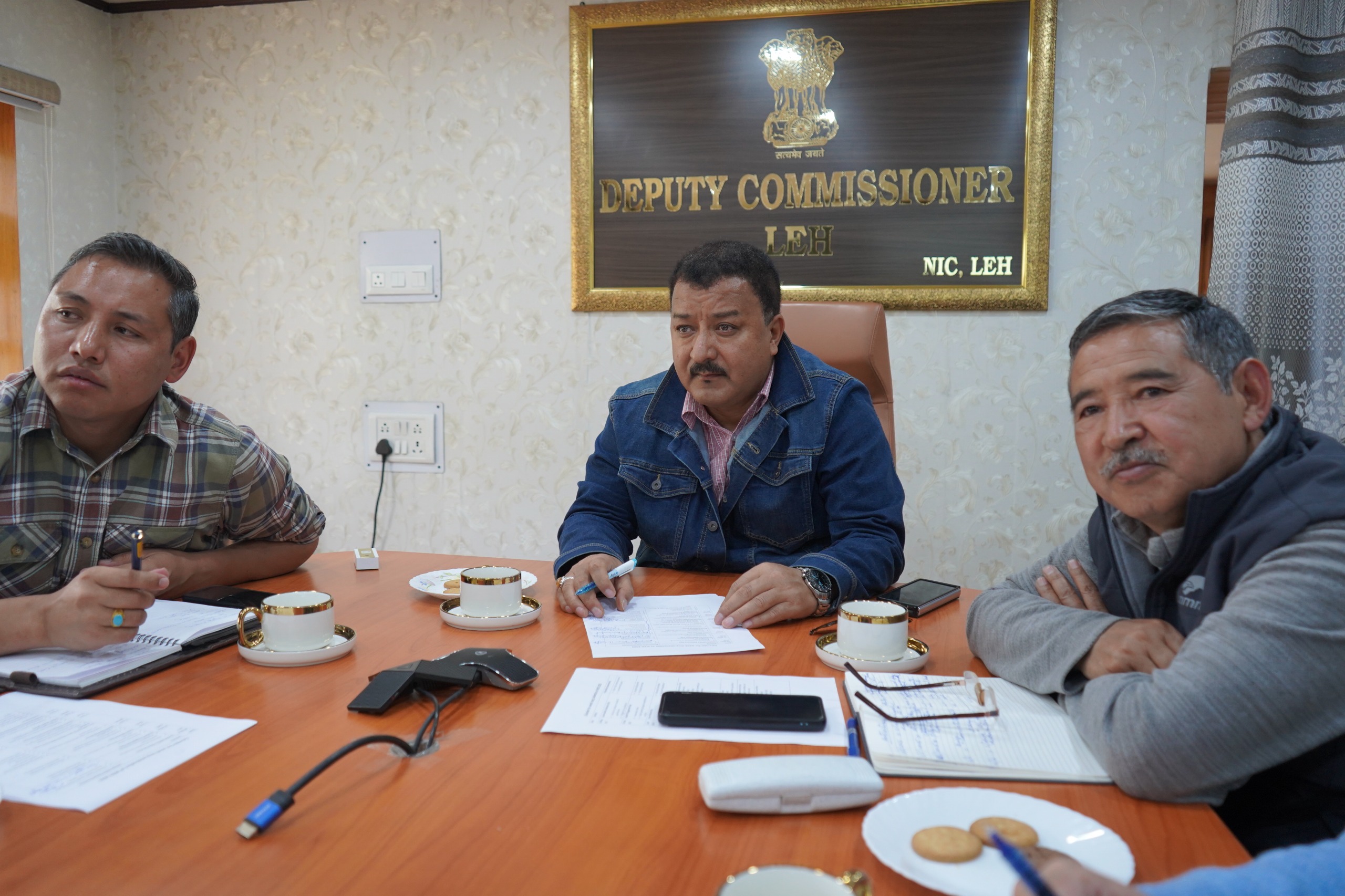 ADC Leh Ghulam Mohd convenes meeting ahead of World Environment Day 2025